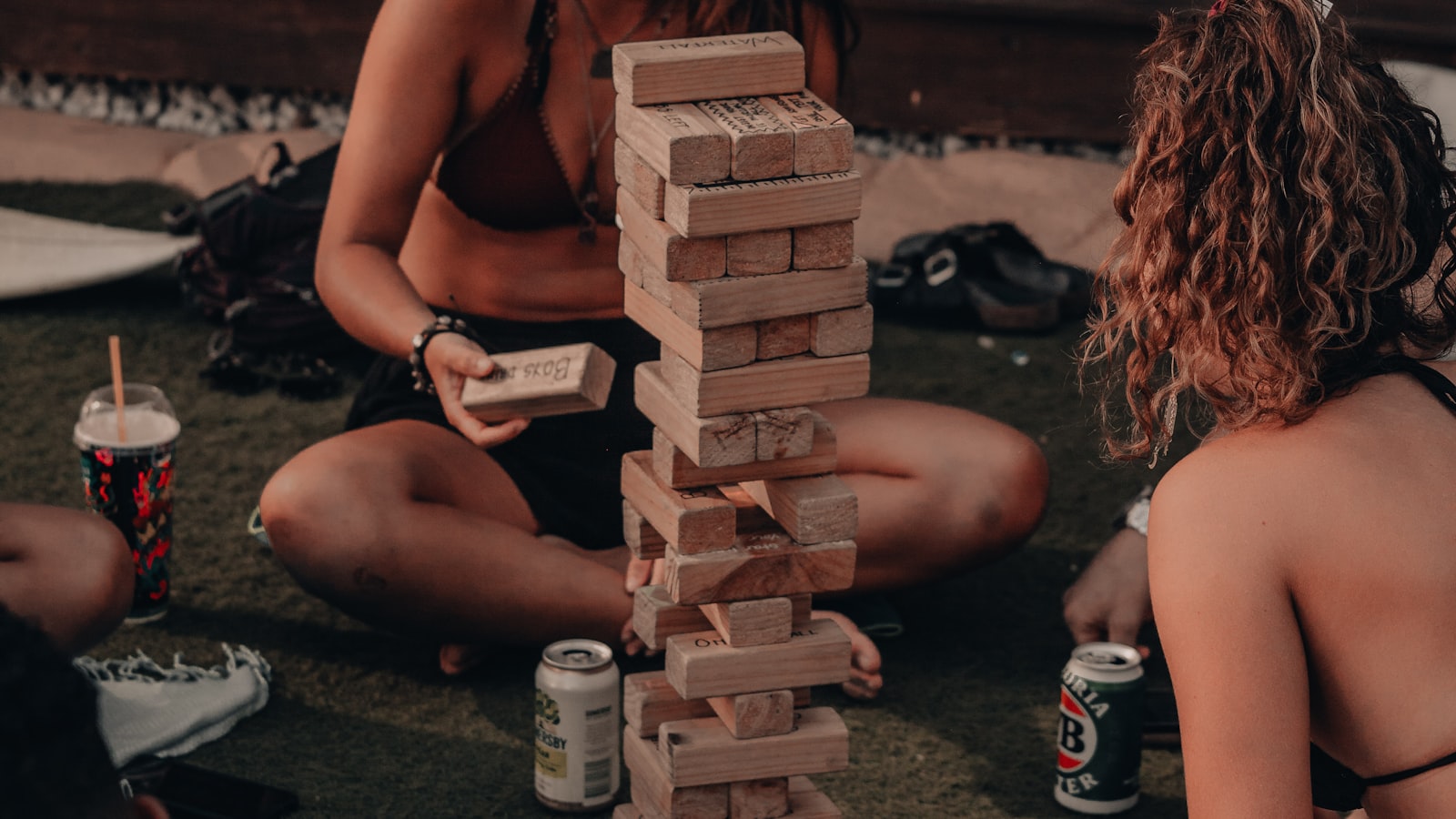 الألعاب الجماعية تكسر الجمود